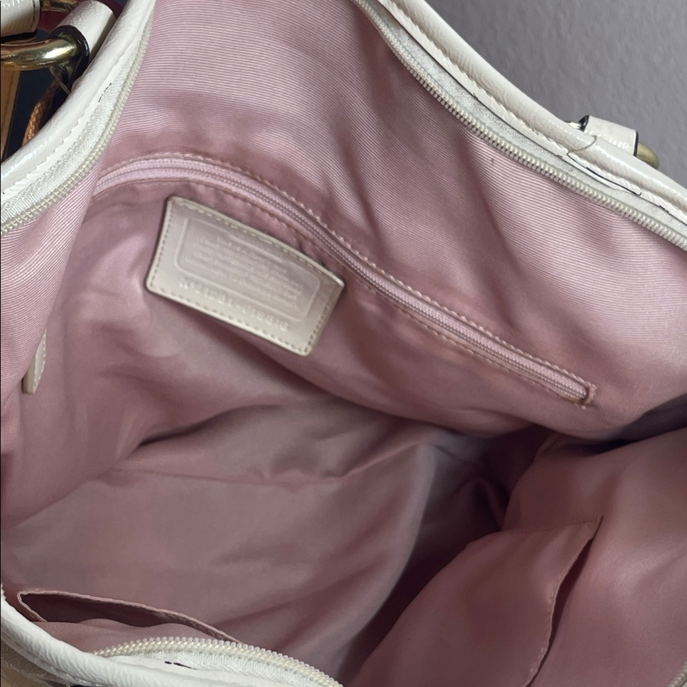Coach Peyton Signature Pocket Tote & Crossbody Bag – Beige/Khaki F19816 - Picture 9 of 15
